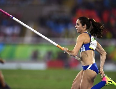 Τα θερμά του συγχαρητήρια έδωσε ο Πρωθυπουργός στην Κατερίνα Στεφανίδη για την μεγάλη διάκριση (φωτό)